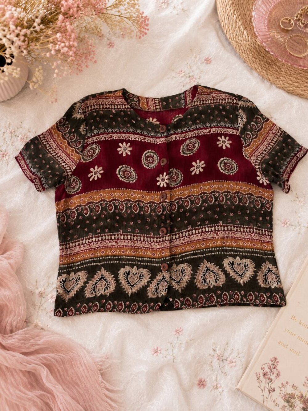 Vintage Women's Boho Button Front Crop Top Short Sleeve Burgundy Tribal Medium
